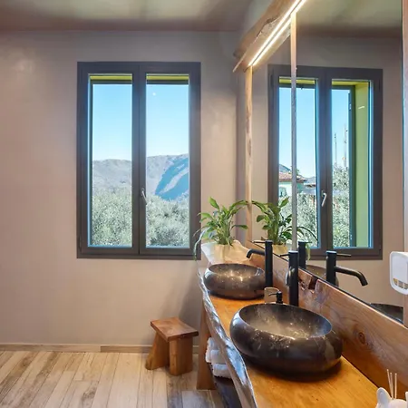 Agroturismo Il Nido Tra Gli Ulivi Lucinasco