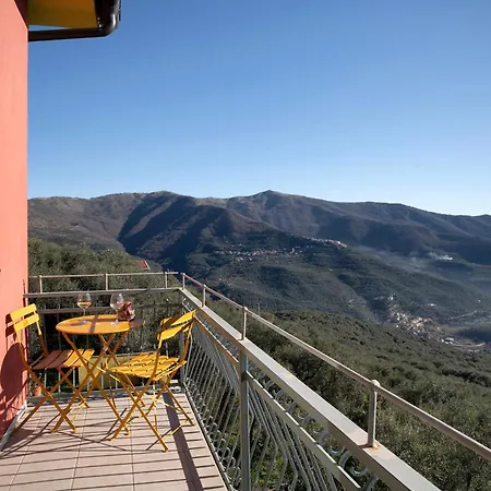 Il Nido Tra Gli Ulivi * Lucinasco